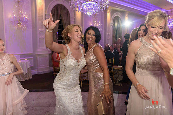 Lauren_Dom_Wedding_Slideshow-082