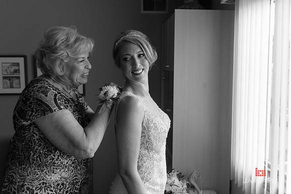 Lauren_Dom_Wedding_Slideshow-008