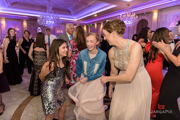 Lauren_Dom_Wedding_Slideshow-077