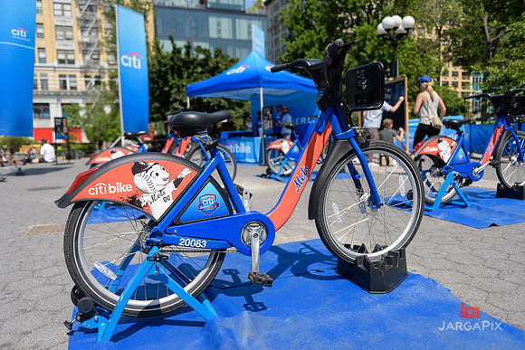Soho_CitiBike_Installation_Union_Square_Spring_2016-0076