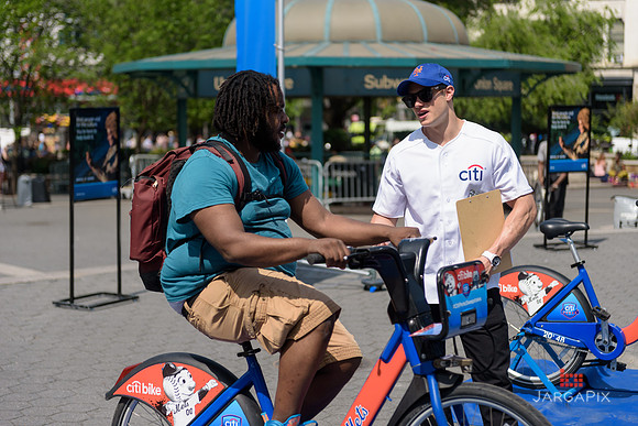 Soho_CitiBike_Installation_Union_Square_Spring_2016-0039