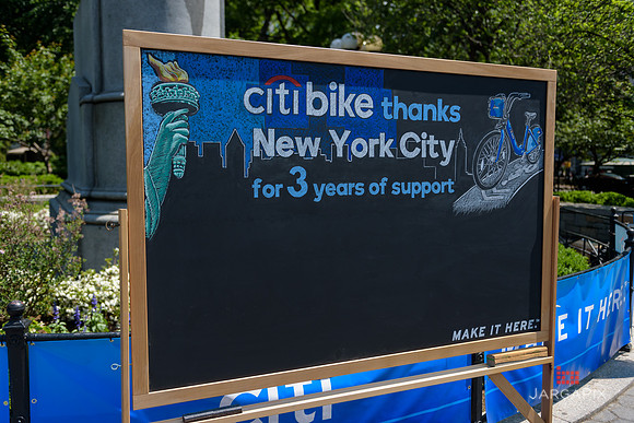 Soho_CitiBike_Installation_Union_Square_Spring_2016-0098