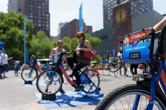 Soho_CitiBike_Installation_Union_Square_Spring_2016-0088