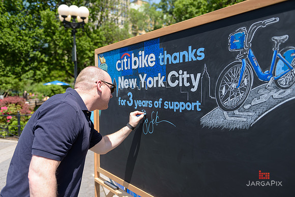 Soho_CitiBike_Installation_Union_Square_Spring_2016-0124