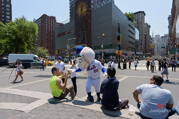 Soho_CitiBike_Installation_Union_Square_Spring_2016-0182