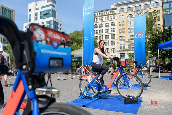 Soho_CitiBike_Installation_Union_Square_Spring_2016-0007