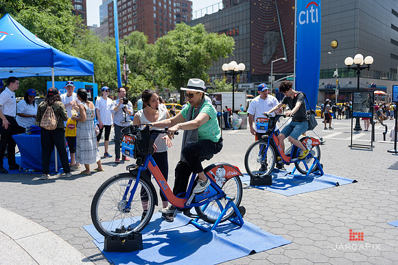 Soho_CitiBike_Installation_Union_Square_Spring_2016-0256