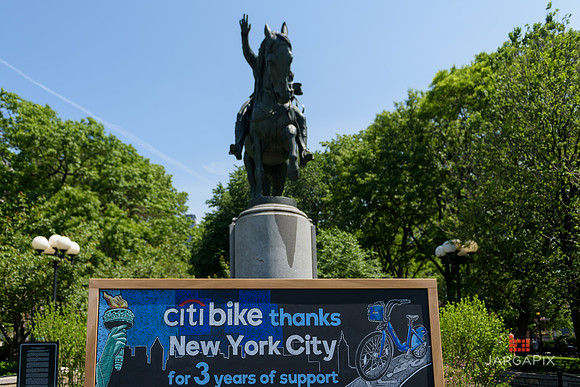 Soho_CitiBike_Installation_Union_Square_Spring_2016-0099