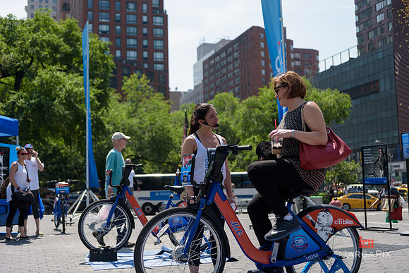 Soho_CitiBike_Installation_Union_Square_Spring_2016-0086