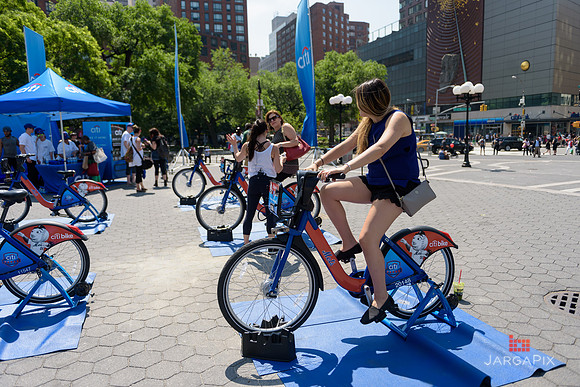Soho_CitiBike_Installation_Union_Square_Spring_2016-0090