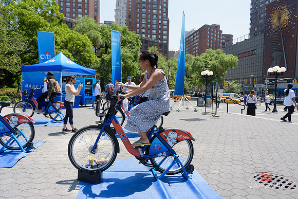 Soho_CitiBike_Installation_Union_Square_Spring_2016-0249