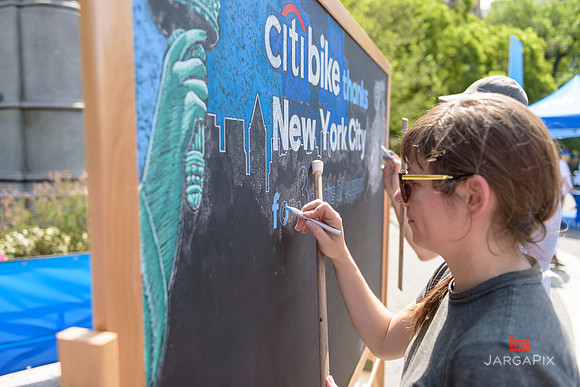 Soho_CitiBike_Installation_Union_Square_Spring_2016-0034