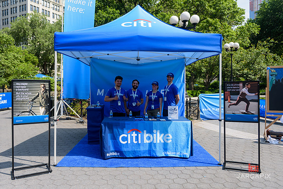 Soho_CitiBike_Installation_Union_Square_Spring_2016-0022