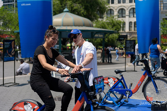 Soho_CitiBike_Installation_Union_Square_Spring_2016-0236