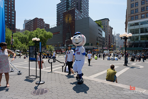 Soho_CitiBike_Installation_Union_Square_Spring_2016-0187