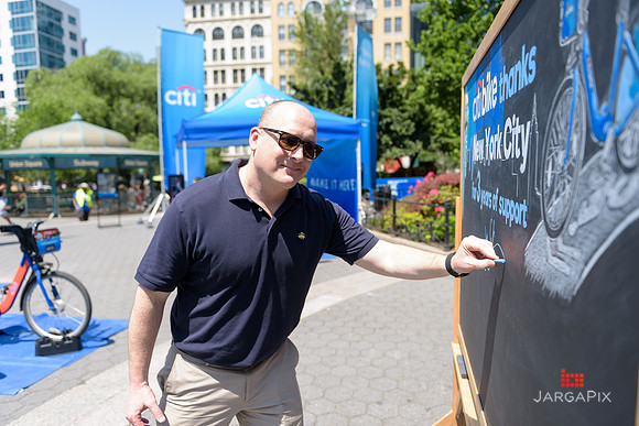 Soho_CitiBike_Installation_Union_Square_Spring_2016-0122