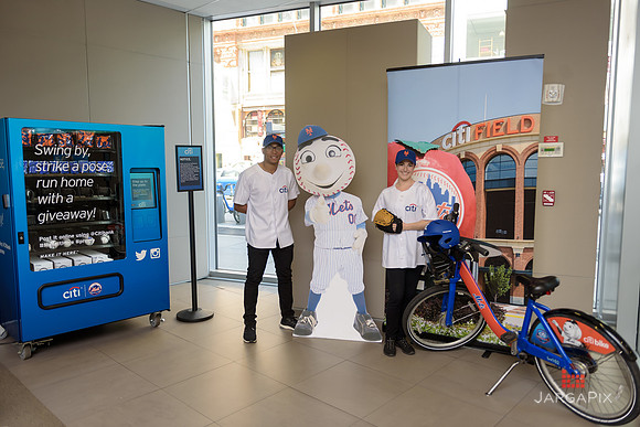 Soho_CitiBike_Installation_Union_Square_Spring_2016-0105
