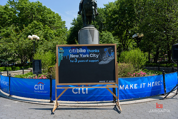 Soho_CitiBike_Installation_Union_Square_Spring_2016-0091