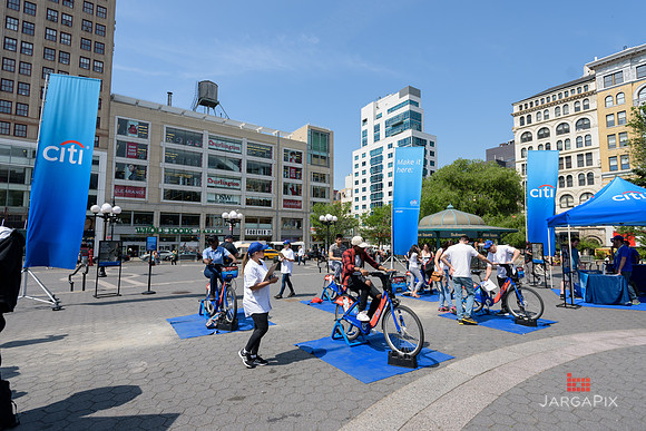 Soho_CitiBike_Installation_Union_Square_Spring_2016-0057