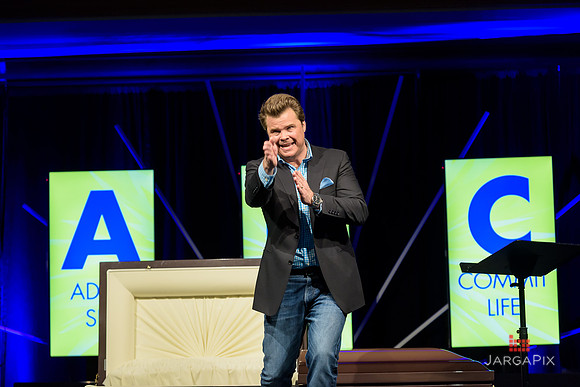 Liquid_Church_Easter_2015_Morristown_Campus-513