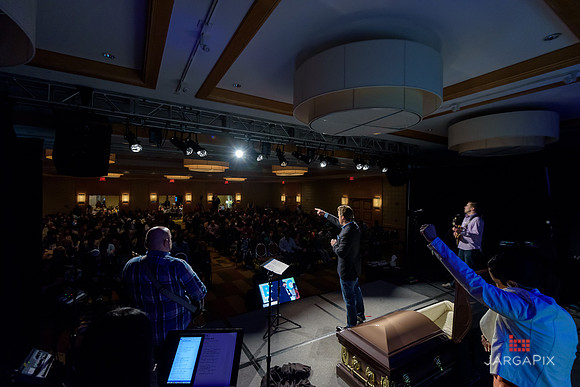 Liquid_Church_Easter_2015_Morristown_Campus-520