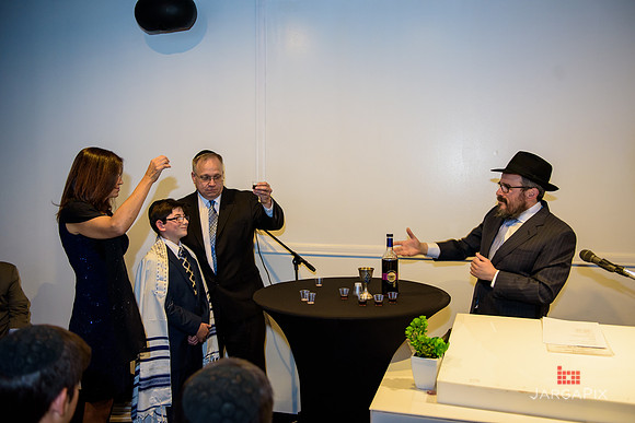 Jason_Hines_Barmitzvah_9-4-2016-259