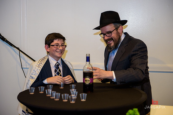 Jason_Hines_Barmitzvah_9-4-2016-272