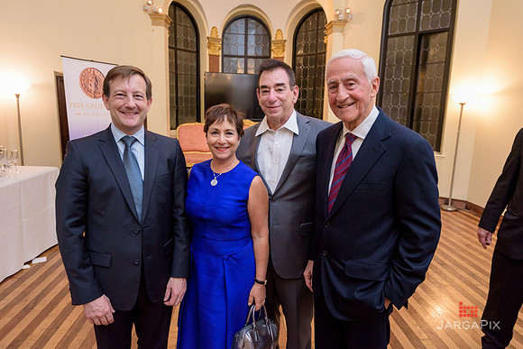 The_Galien_Foundation_Awards_2015_Dinner-181