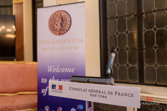 The_Galien_Foundation_Awards_2015_Dinner-032