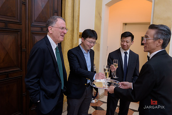 The_Galien_Foundation_Awards_2015_Dinner-043