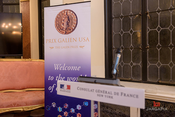 The_Galien_Foundation_Awards_2015_Dinner-031