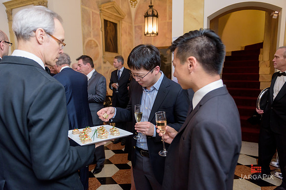 The_Galien_Foundation_Awards_2015_Dinner-083