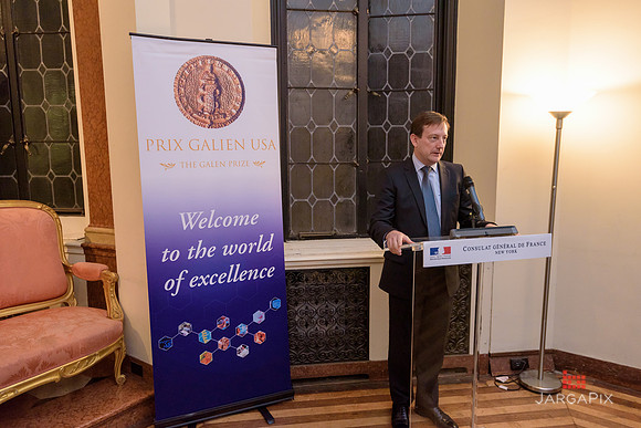 The_Galien_Foundation_Awards_2015_Dinner-133