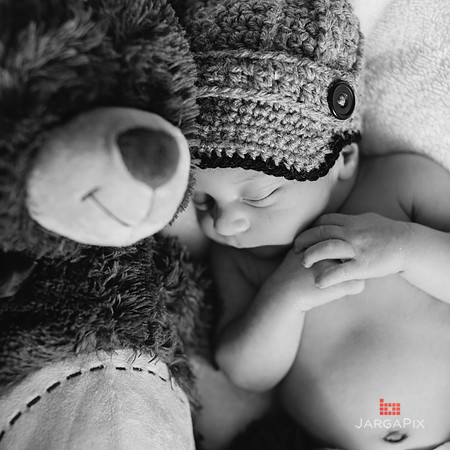 Lucas_Lospalluto_newborn_Session-009