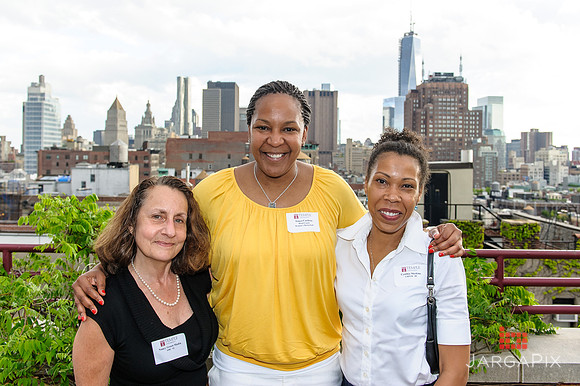 Temple_Coaches_Caravan_NYC_2013-056