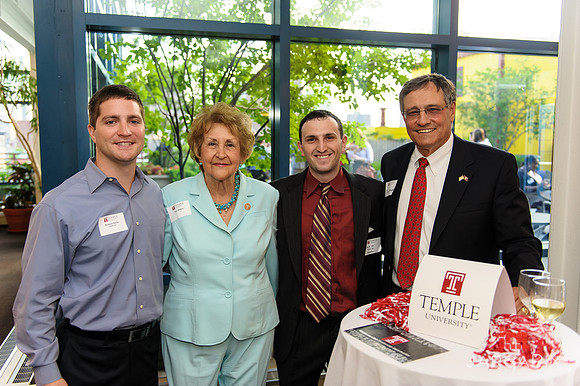 Temple_Coaches_Caravan_NYC_2013-024
