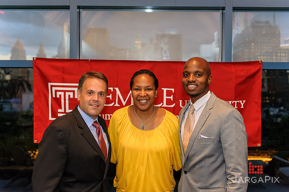 Temple_Coaches_Caravan_NYC_2013-176