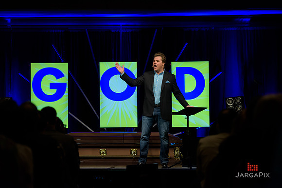 Liquid_Church_Easter_2015_Morristown_Campus-023