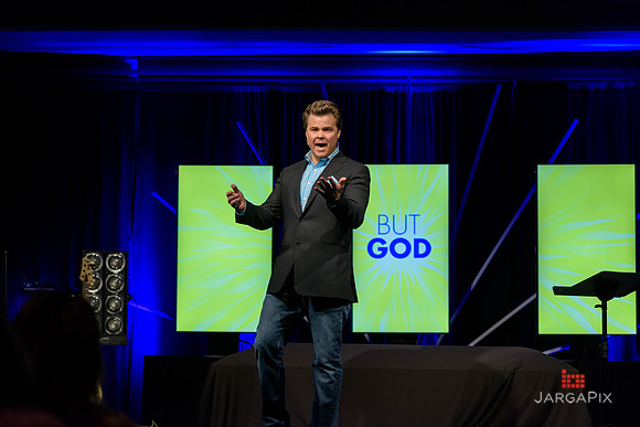 Liquid_Church_Easter_2015_Morristown_Campus-177