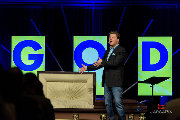 Liquid_Church_Easter_2015_Morristown_Campus-025