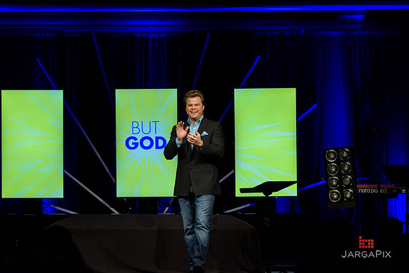 Liquid_Church_Easter_2015_Morristown_Campus-014