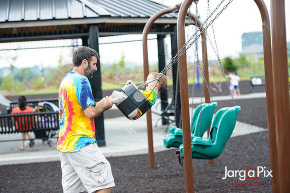 Fucci_family_new_overpeck_park_2012-0083