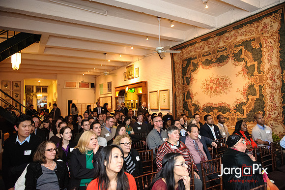 Temple_NYC_Alumni_Alger_House_2012-127