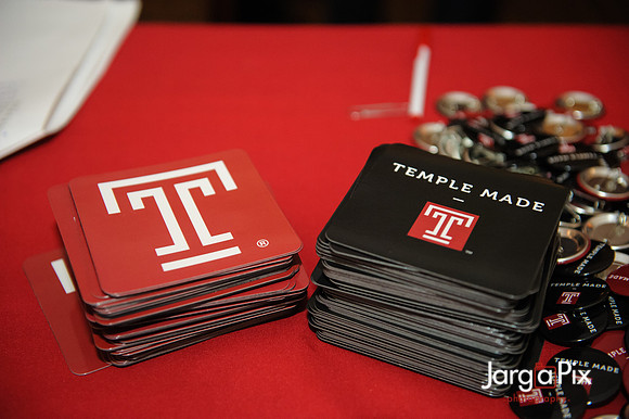 Temple_NYC_Alumni_Alger_House_2012-005