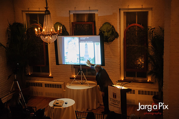 Temple_NYC_Alumni_Alger_House_2012-104