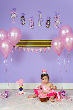 Tenley_1yr_Cake_Smash-164