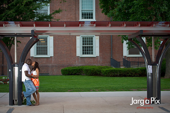 Huda_Patrick_Engagment_Session-350