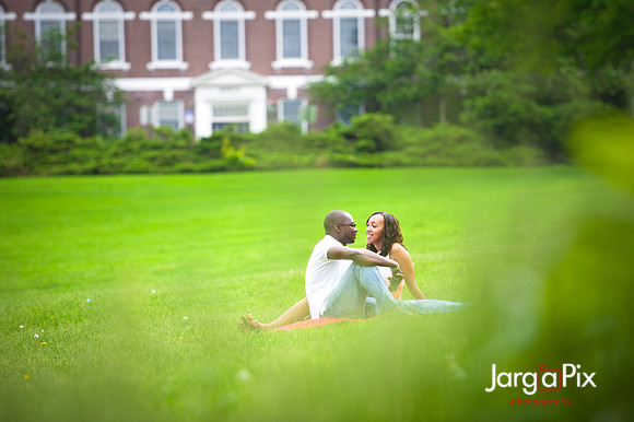 Huda_Patrick_Engagment_Session-094