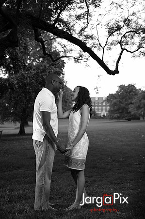 Huda_Patrick_Engagment_Session-040