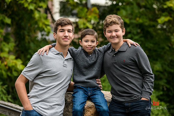 Campos_Family_Session-044